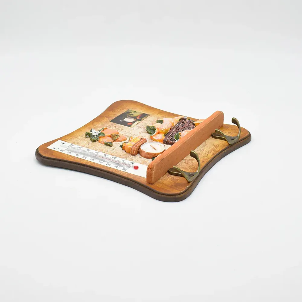 Cuier decorativ cu termometru D54, 19x19 cm, m3