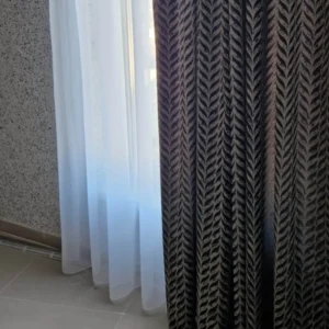 Draperie opacă 915051/854, tafta cu mătase, albastru navy și auriu, model vegetal