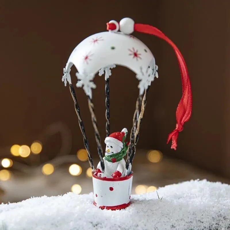 Figurina pentru Brad de Craciun, Vivimall, Model Om de Zapada Balon cu Aer Cald, Ornament pentru Brad, din Metal, 11 x 5.5...