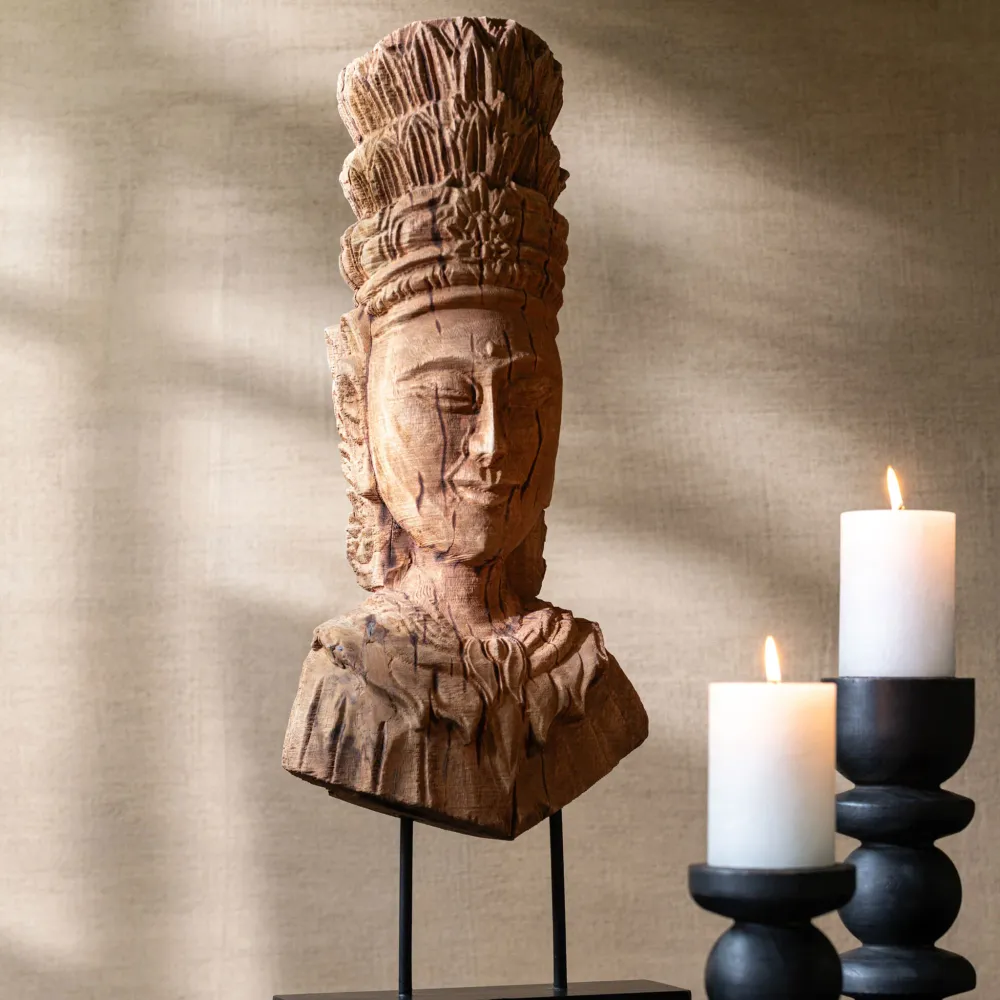 MAYA Figurină