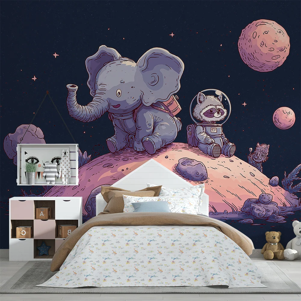 Papel de parede crianç | Elefante astronauta e guaxinim em um planeta distante