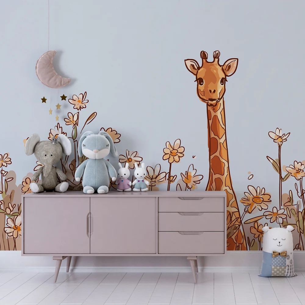 Papel de parede crianç | Girafa sorridente entre as flores