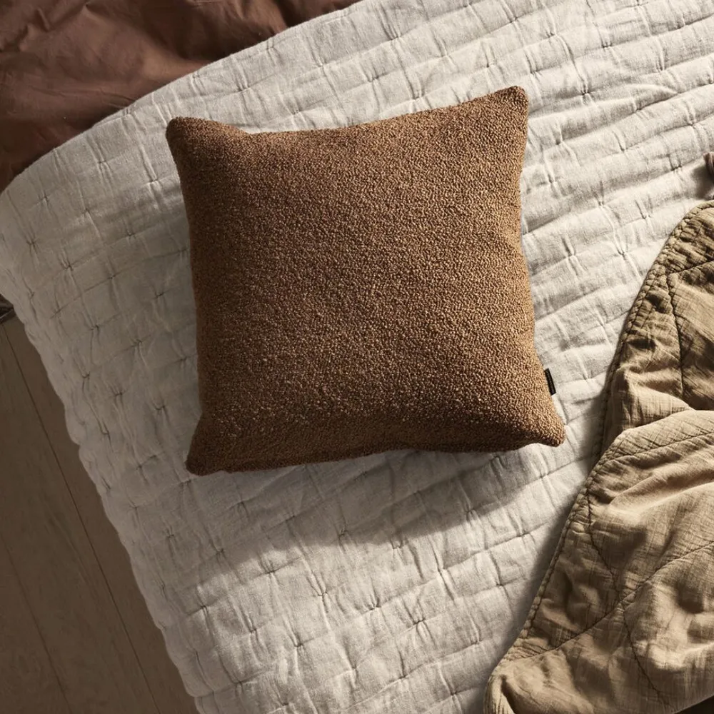 Perna decorativa BoConcept Boucle Mustard