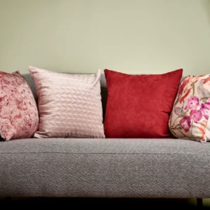 Set 4 fețe pernă – Husă pernă decorativă 40×40, tafta texturată, roșu, roz pudră floral, fond crem, roșu cu striații ivoire
