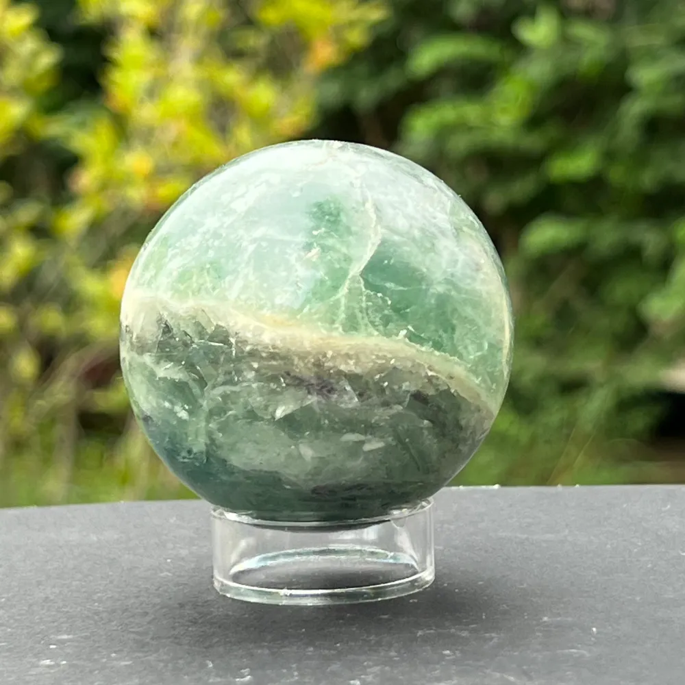 Sfera fluorit verde model 1