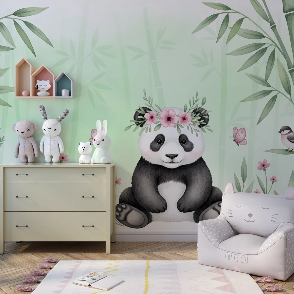 Tapet pentru camera copilului | Panda adorabil înconjurat de bambus și flori