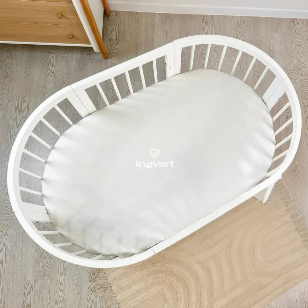 Cearceaf Alb cu Picouri Turcoaz pentru Patut Oval Smart 72x120 cm