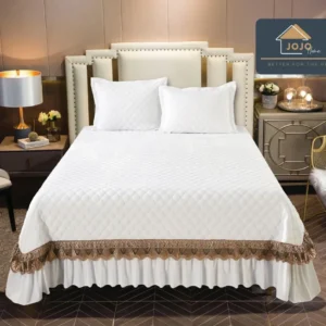Cuvertura 3 Piese de Lux, din Catifea Matlasata cu Broderie Aurie, Alba