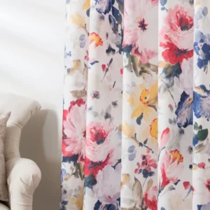 Draperie Zelda V3, fundal alb, cu imprimeu floral color