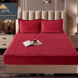 Husa matlasata tip topper din catifea, 180x200cm+2 fete de perna 50x70cm,Grena