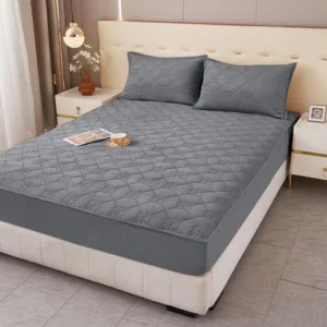 Husa matlasata tip topper din catifea cu 2 fete de perna 50x70cm, 160x200cm, Gri Inchis-Y10705