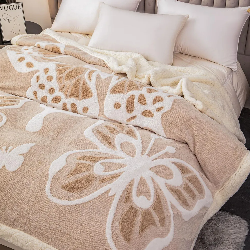 Patura Cocolino cu Blanita, 3D, 200x230 cm, Fluture, Crem, P3d-02